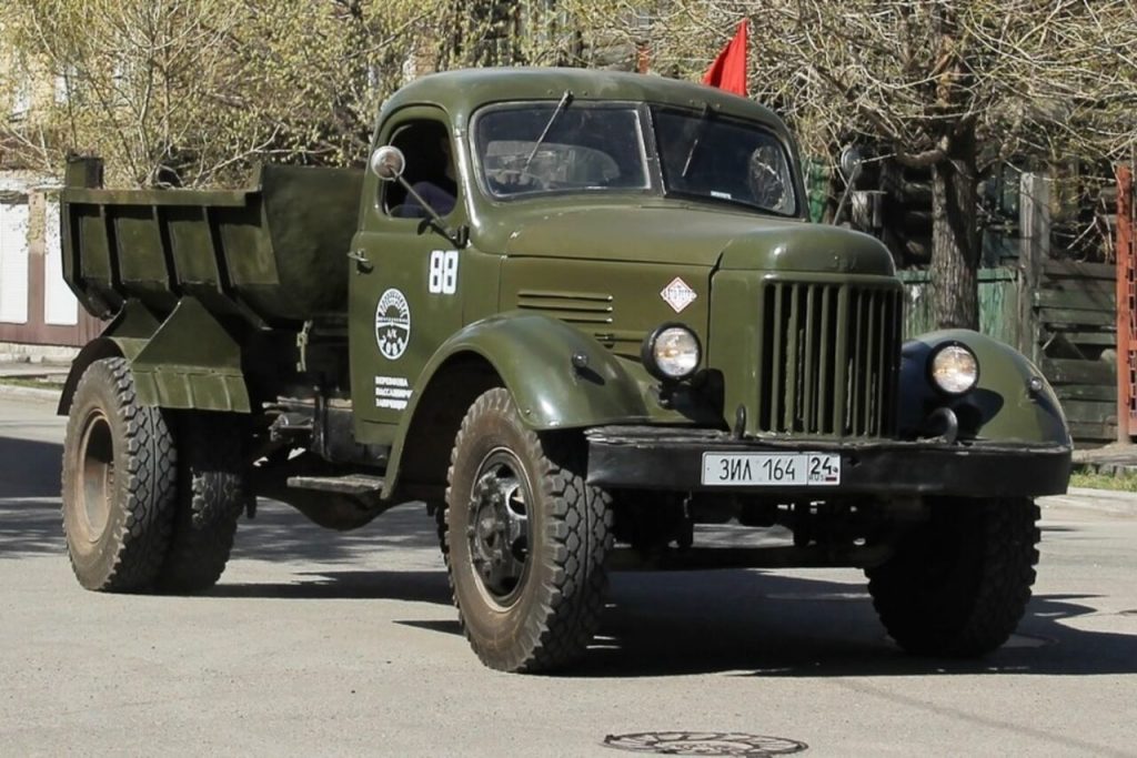 Легендарные грузовики СССР